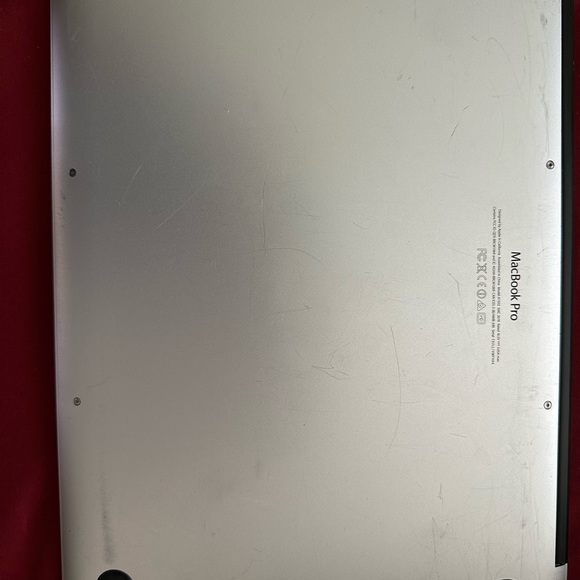 MacBook Pro 13” Retina late 2013 in EUC - Picture 6 of 8